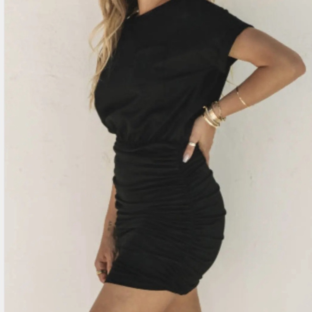 the ruched detailing is very flattering.